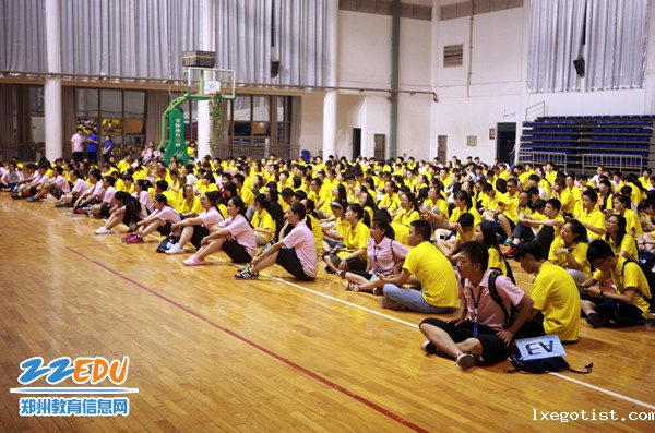 记者探访亚太青年学生领袖大会之创意实践课程